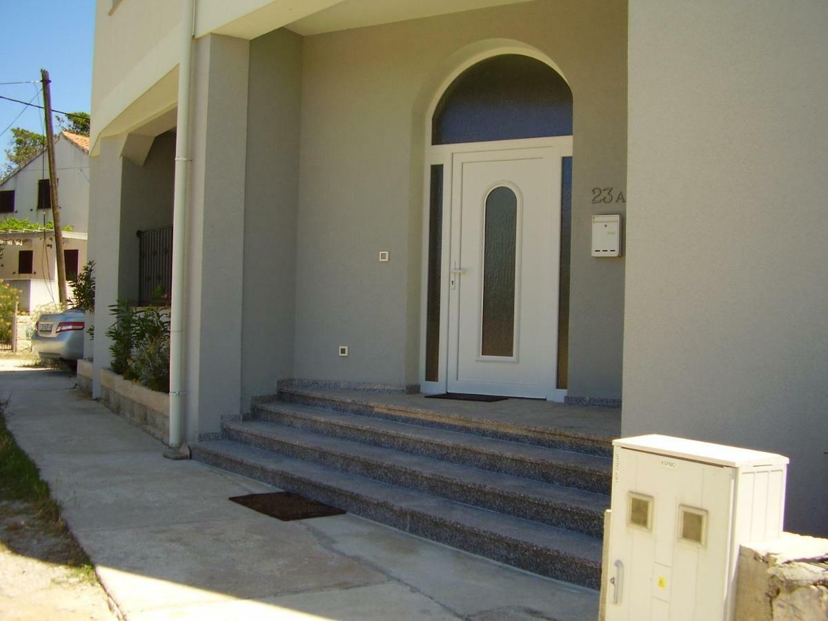 Water View Brand New Apartment, Short Stroll To Beach, Peaceful! Košljun Exterior foto