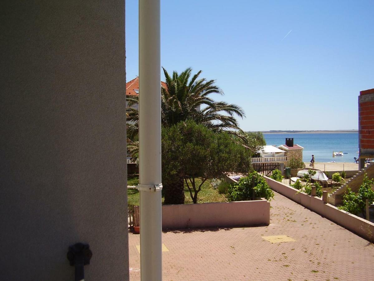 Water View Brand New Apartment, Short Stroll To Beach, Peaceful! Košljun Exterior foto