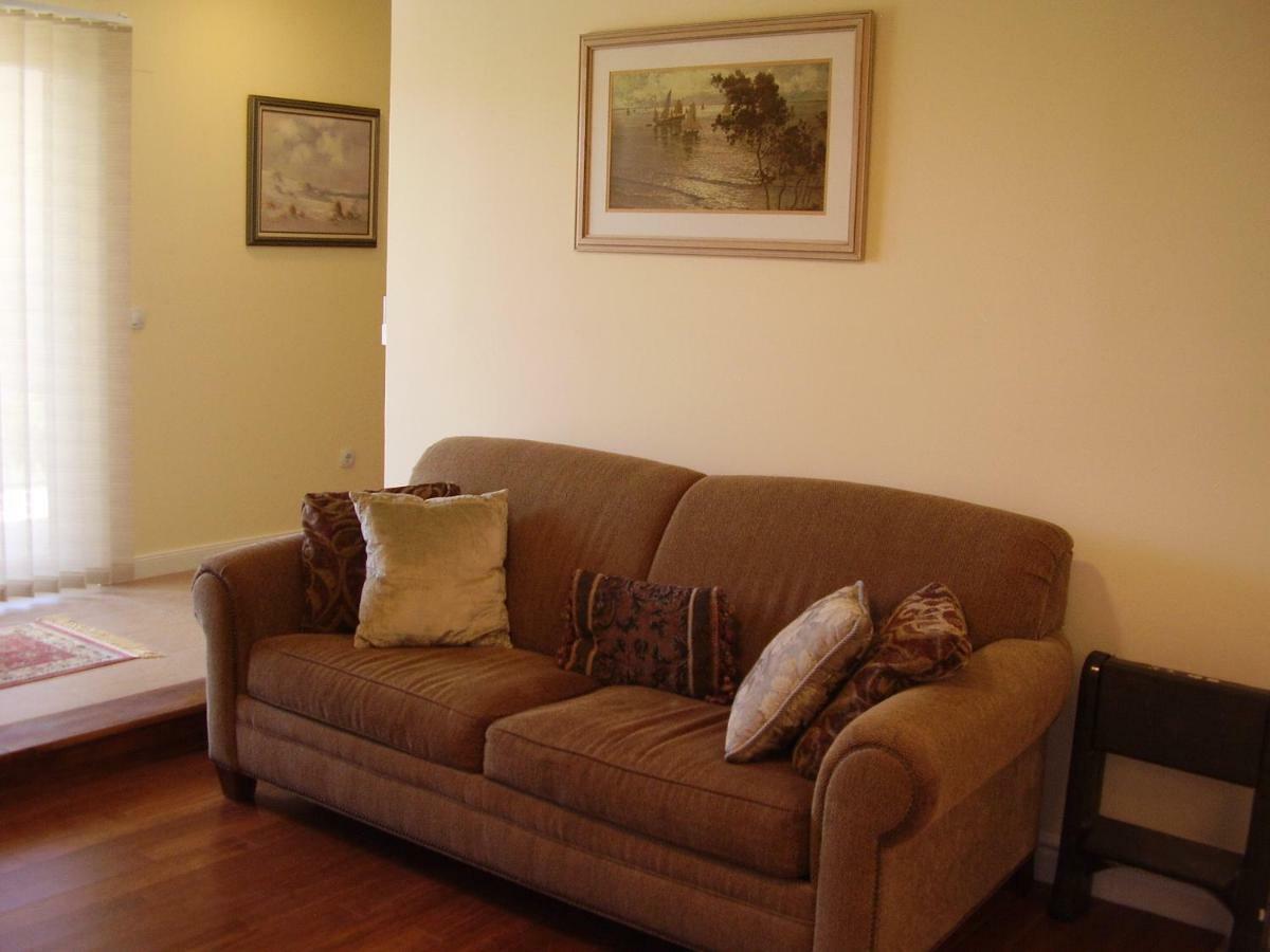 Water View Brand New Apartment, Short Stroll To Beach, Peaceful! Košljun Exterior foto